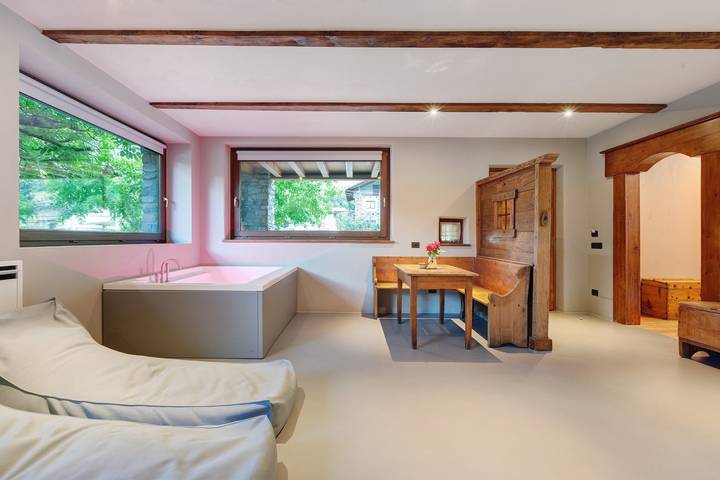 Agriturismo per 2 persone, con giardino e idromassaggio nonché sauna in Valle d'Aosta