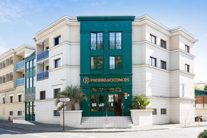 Location de vacances pour 5 personnes, avec piscine dans Aquarium de la Rochelle - 2