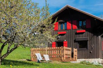 Chalet pour 4 personnes, avec terrasse et jardin à Combloux