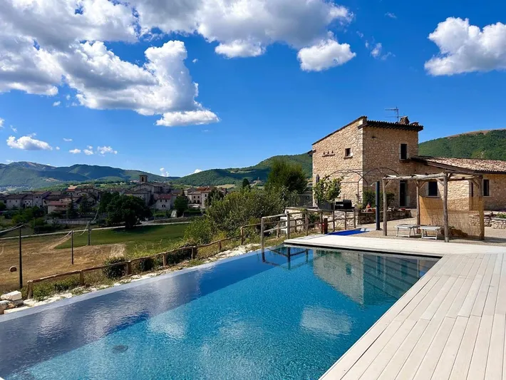 Privatzimmer für 2 Personen, mit Terrasse und Ausblick sowie Garten und Pool, mit Haustier - 1