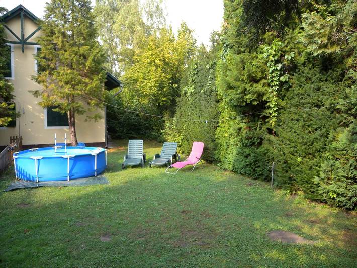 Ferienhaus mit 2 Terrassen und Pool in der Nähe vom Strand in Balatonmariafürdö, Plattensee Südufer