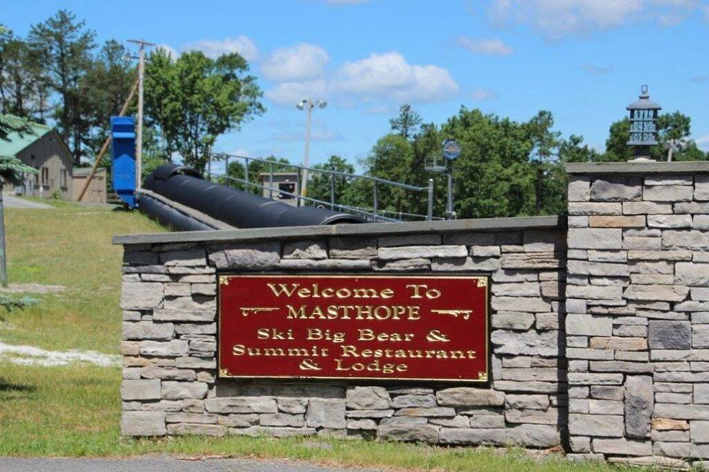 Walk to the Ski-Slope, Pool und Lodge Spektakuläre 5 Schlafzimmer 3 Bath Contemp in Masthope, Pike County