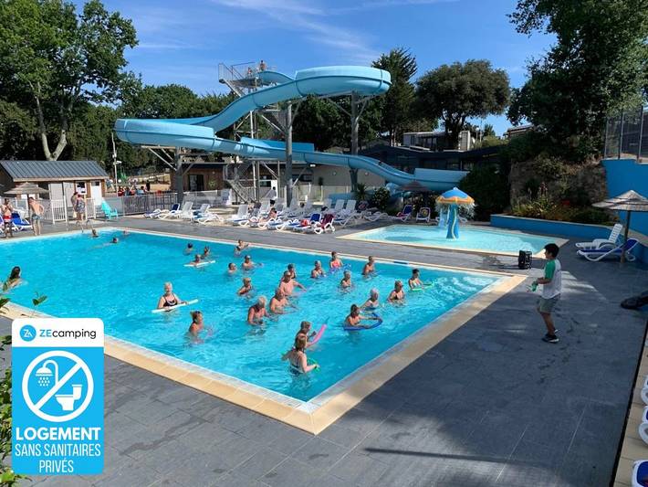 Camping für 4 Personen, mit Terrasse und Kinderpool sowie Pool und Sauna in La Baule-Escoublac