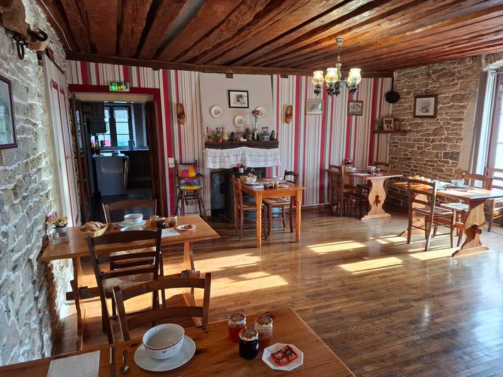 Chambre d’hôte pour 3 personnes, avec piscine dans le Jura - 4