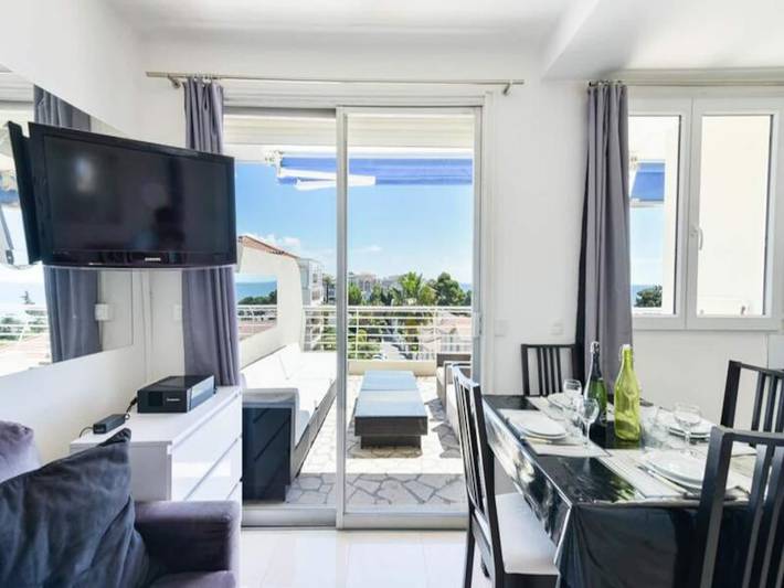 Gîte pour 4 personnes, avec terrasse, adapté aux familles dans Port du Mourre-Rouge - 2