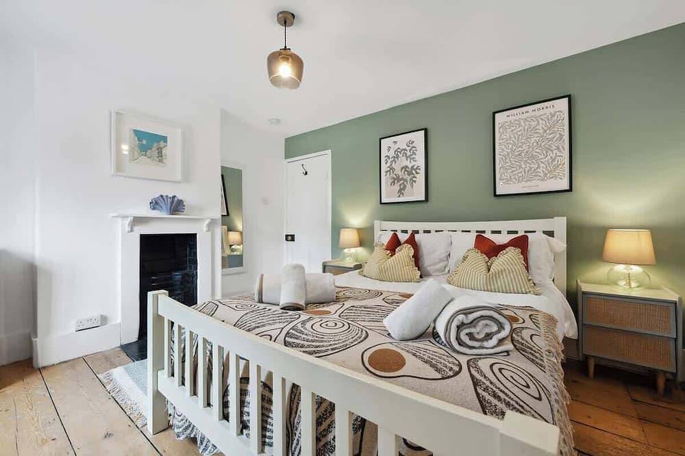 Lovely 2Br Cottage Spacious with Garden in Winchester, South Downs