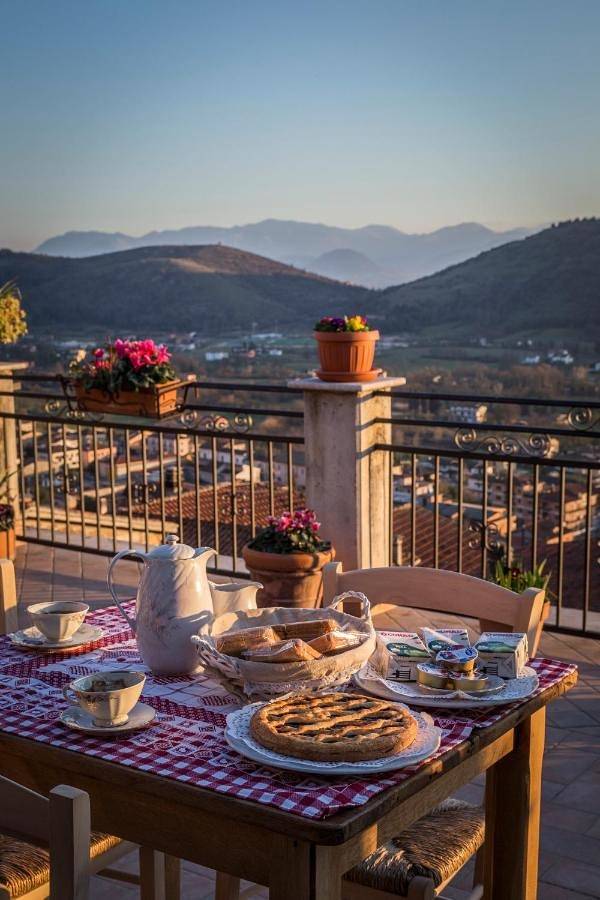 B&b per 6 persone, con Balcone e Terrazza nonché Panorama in Provincia di Frosinone