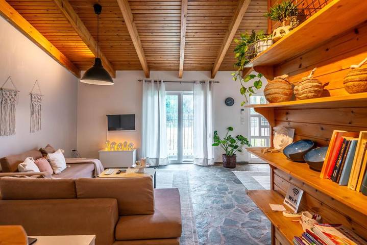 Ferienhaus für 4 Personen, mit Garten in Patras