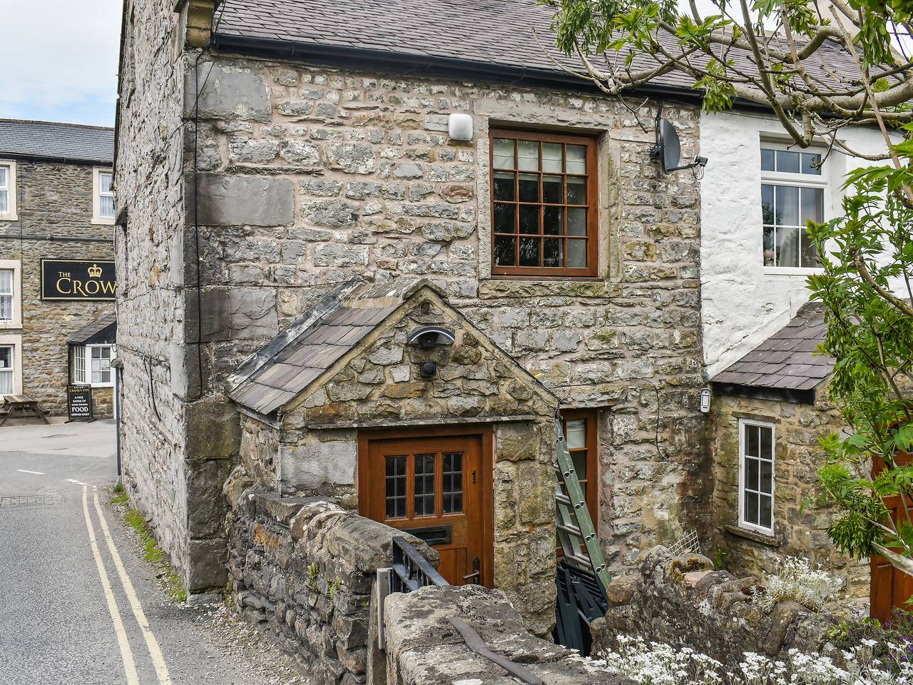 Three Peak Cottage in Horton in Ribblesdale, Yorkshire Dales National Park