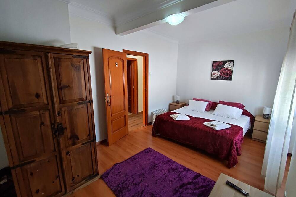 Guest House Alojamento Santa Catarina Suite 2 - Your refuge in the heart of Alenquer in Alenquer, Distrito de Lisboa