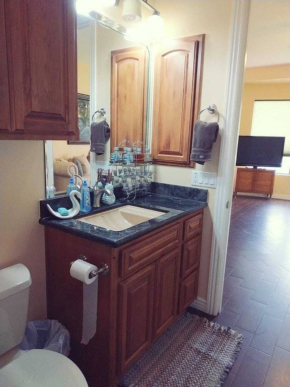 1 Bett / 1 Bad Gehobene Casita, 2/4 Schlafplätze, Garage, Pool, Grill, Privatsphäre in Gilbert, Maricopa County