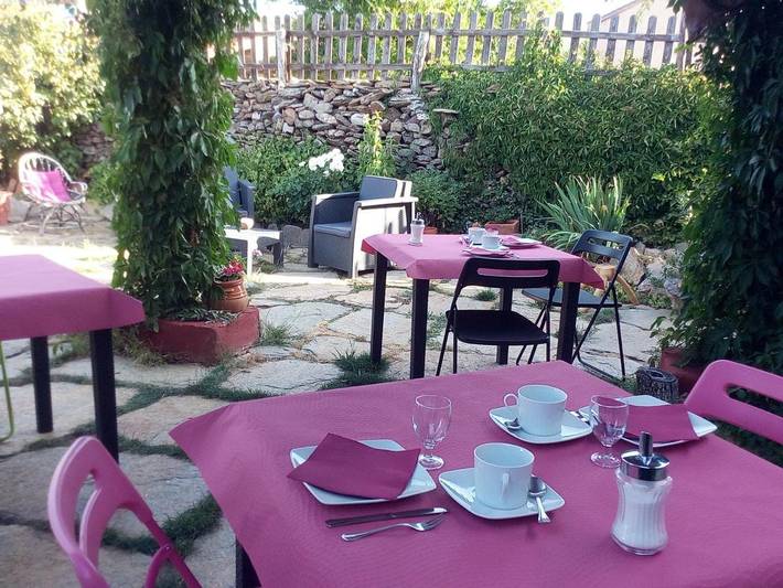 Casa rural para 2 personas, con Jacuzzi y Jardín en Sierra Norte de Guadalajara - 4