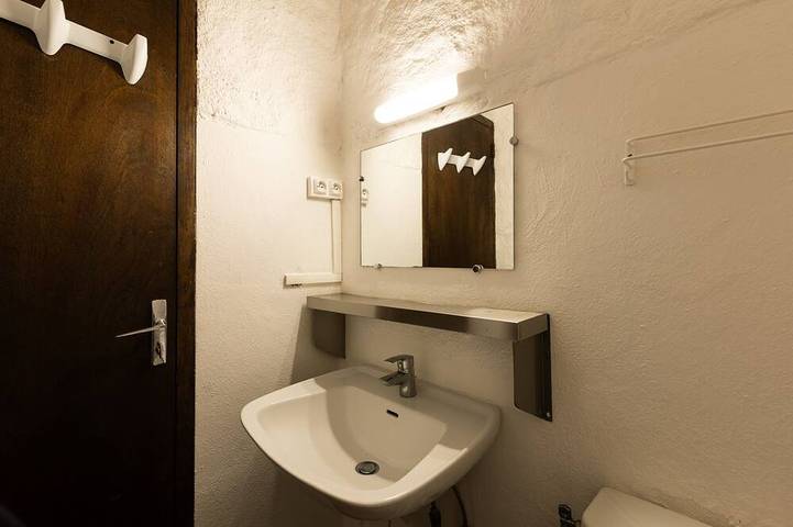 Location de vacances pour 5 personnes, avec jardin et terrasse ainsi que sauna et piscine dans Plage de l'Ostriconi - 4