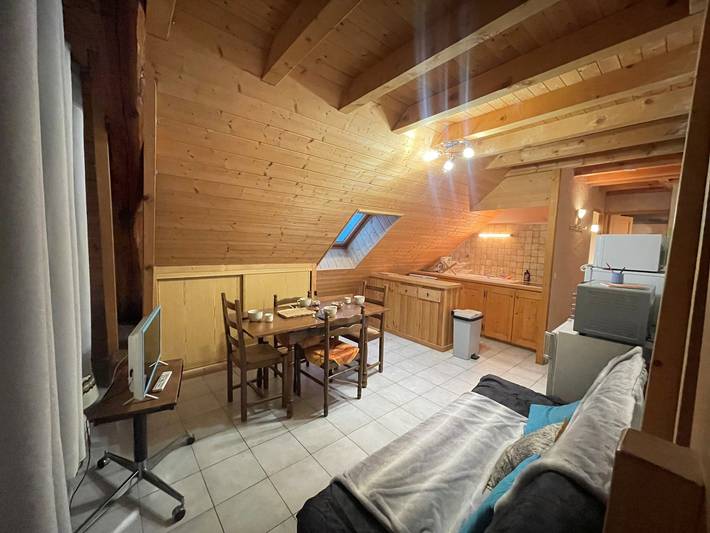 Ganze Wohnung, Charmantes Haus in der Nähe der Pisten mit Zwischengeschoss und Skischließfach in La Salle-les-Alpes, Serre Chevalier