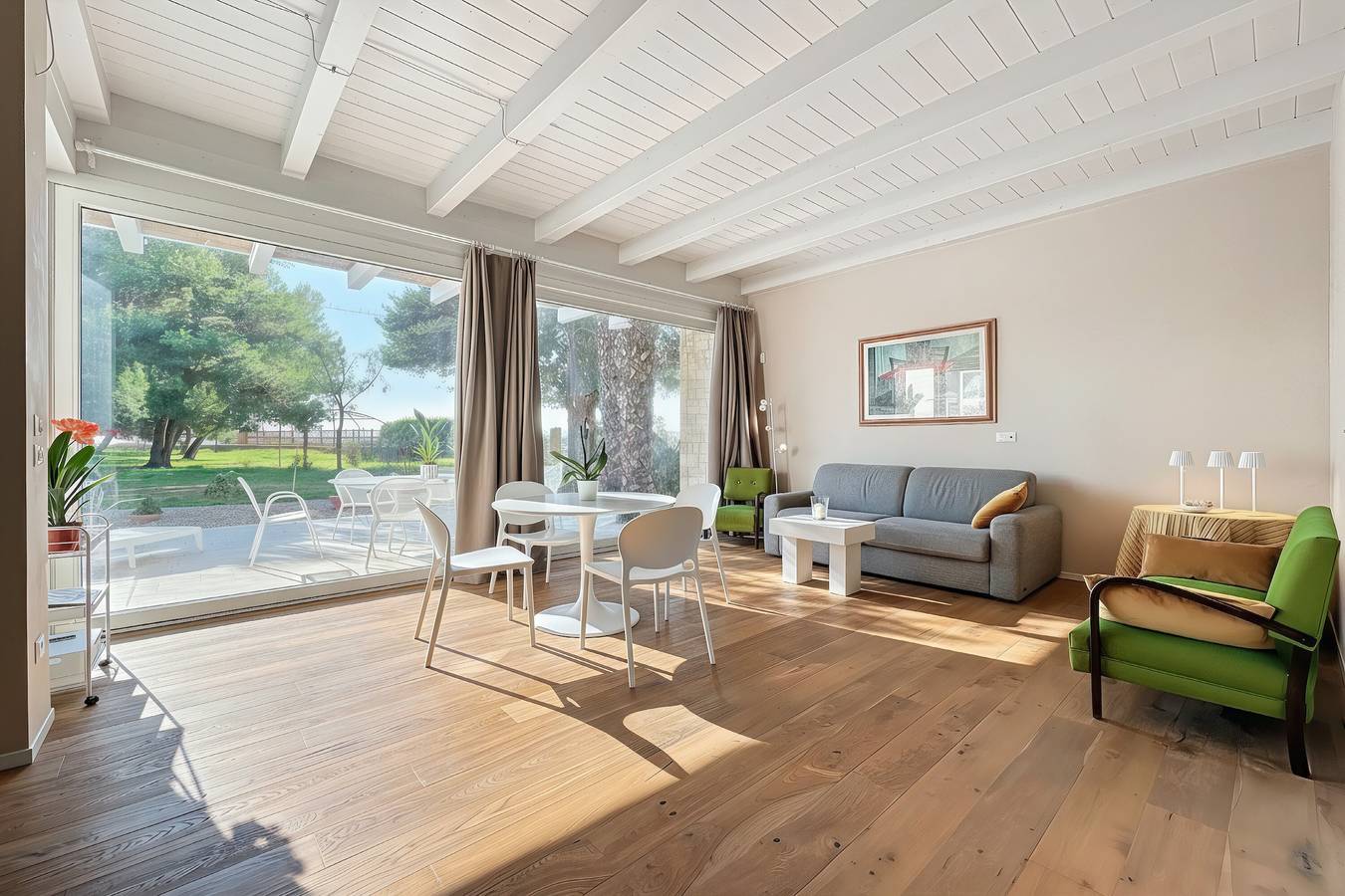 Casa Vacanze 'Villa Traimari' con Vista Mare, Wi-Fi e Aria Condizionata in Trani, Via Francigena