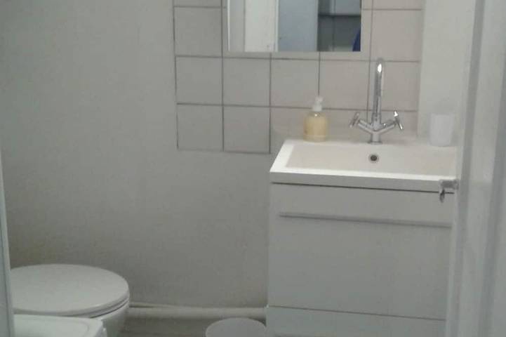 Entire apartment, Studio by the water with all comfort in Saint-Martin-du-Littoral, Le Havre region
