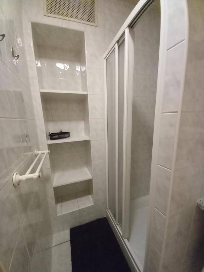 Gîte pour 2 personnes, avec balcon et piscine à Decazeville