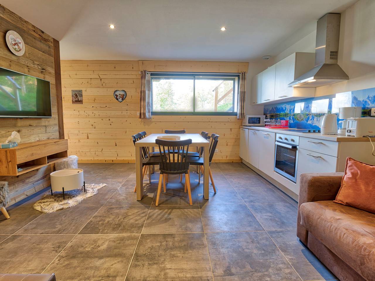 Appartement entier, Charmant appart. montagne, près des pistes, 6 pers, parking, Wifi inclus in Crest-Voland, Région d'Albertville