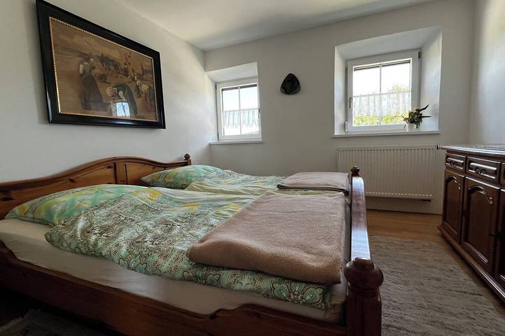 Ganze Wohnung, Stammhaus 100qm für max. 4 Pers. mit zwei Schlafzimmern in Obing, Landkreis Traunstein