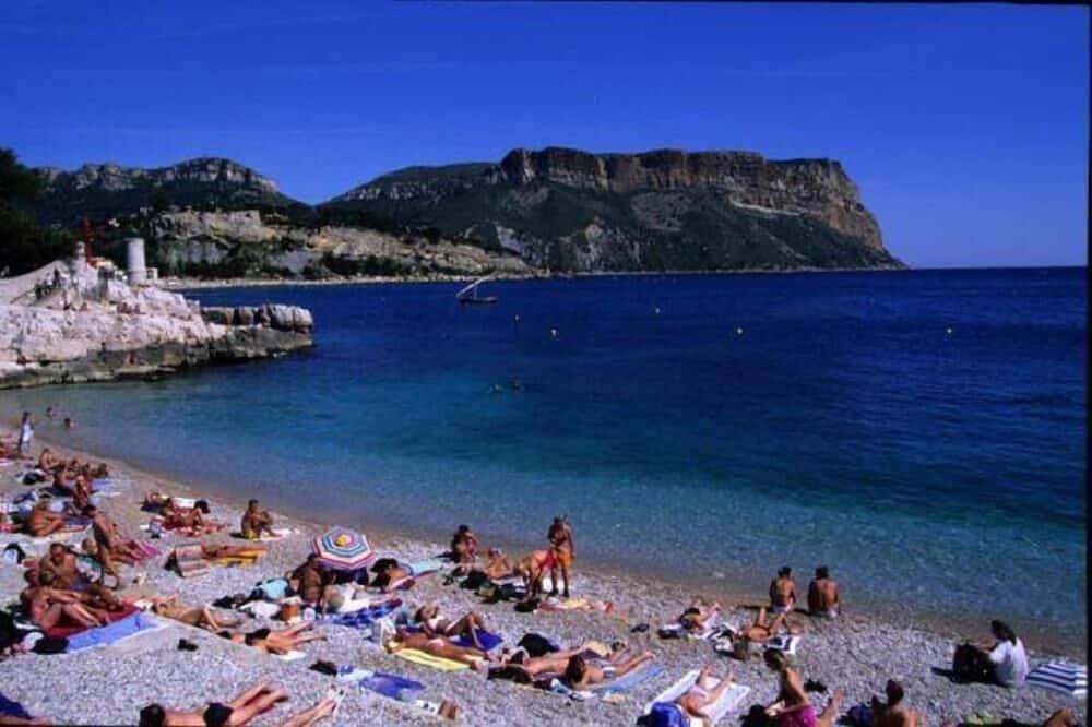 Ganze Wohnung, Apartment close to beaches in residence in Cassis, Nationalpark Calanques
