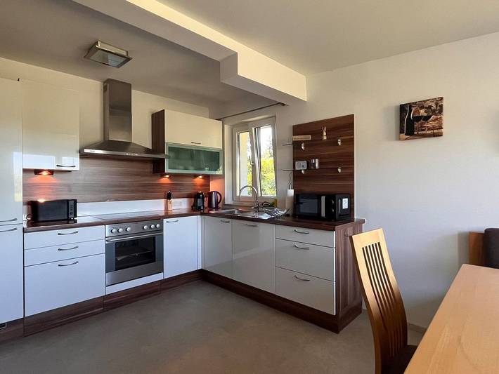 Ferienwohnung für 3 Personen, mit Balkon und Seeblick sowie Ausblick in Irrsee - 2