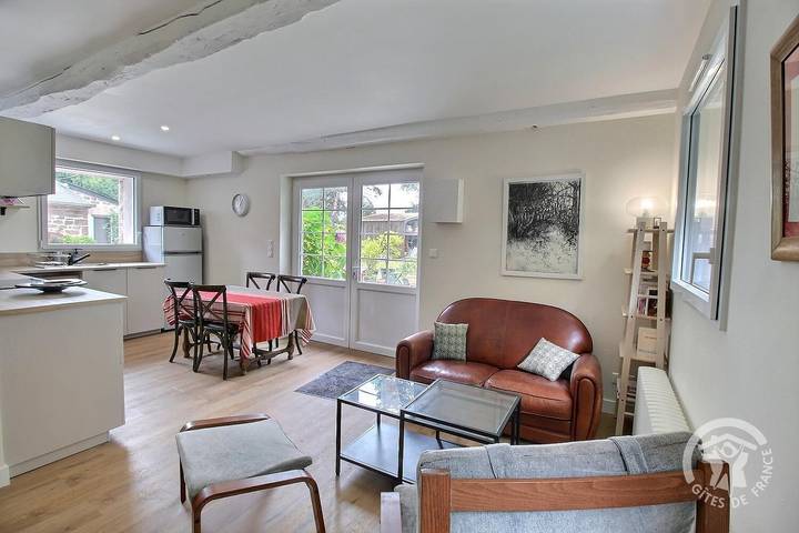 Gîte pour 4 personnes, avec Terrasse ainsi que Jardin et Vue à Plévenon