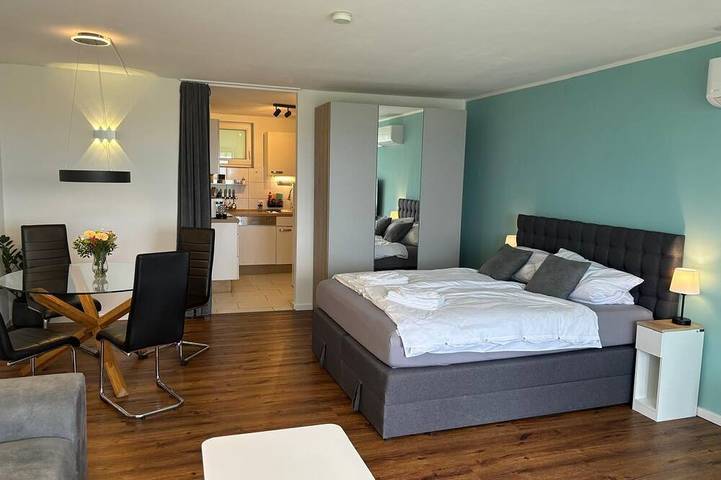 Ganze Wohnung, Modernes Ferienappartement mit Panoramablick & Wohlfühlkomfort in Oberteuringen, Region Bodensee-Oberschwaben