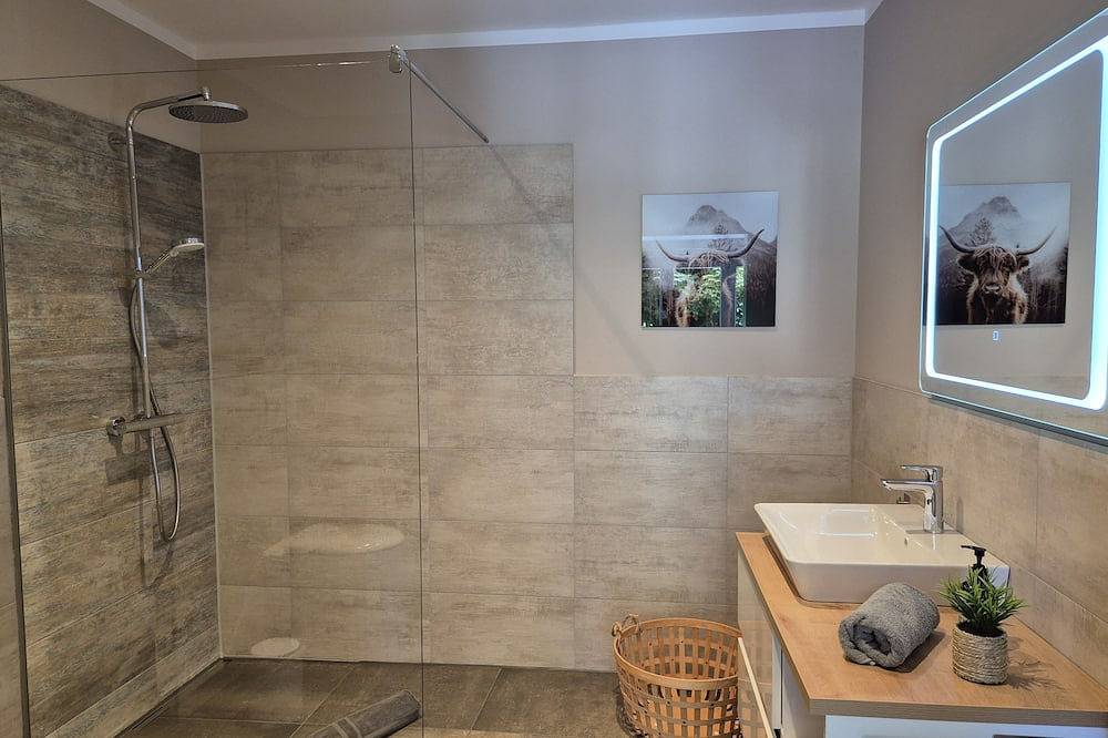 Ganze Wohnung, Hünzinger Dorfschmiede - Ferienwohnung Feldhase in Walsrode, Aller-Leine-Tal