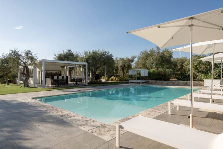 Villa pour 14 personnes, avec jardin ainsi que vue sur l’océan et piscine à Alghero
