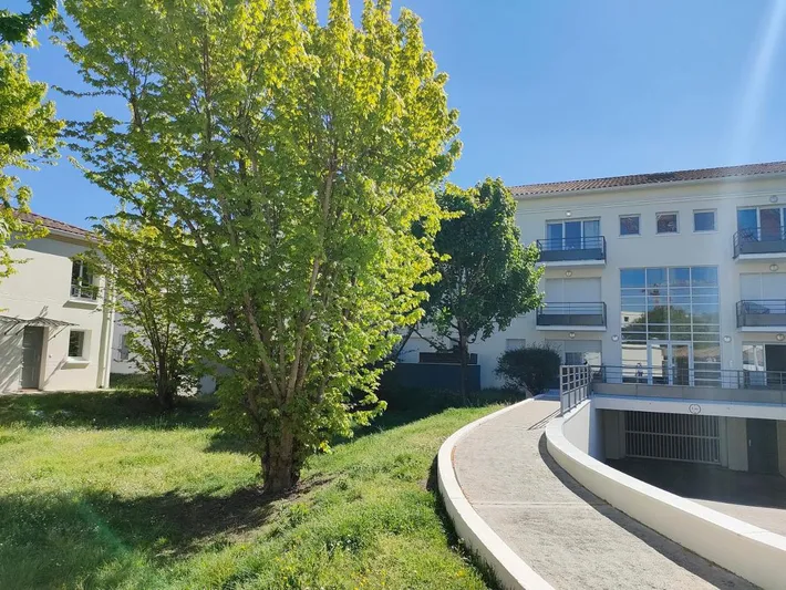 Apartamento de vacaciones para 4 personas, con balcón y piscina - 1