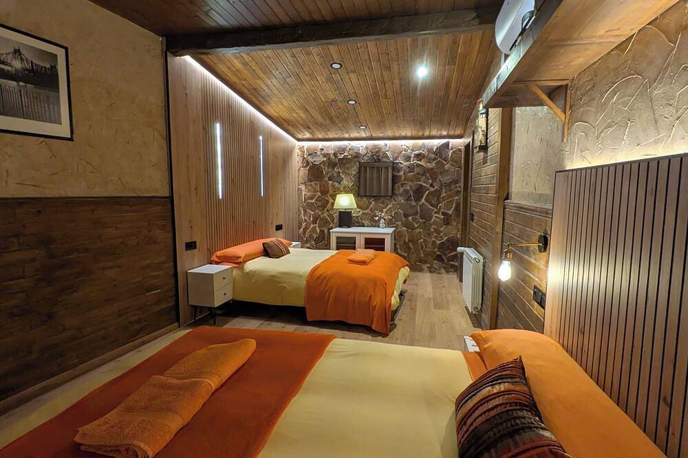 Maison de vacances confortable avec piscine et jardin (rez-de-chaussée) in Biar, Alicante l'intérieur des terres