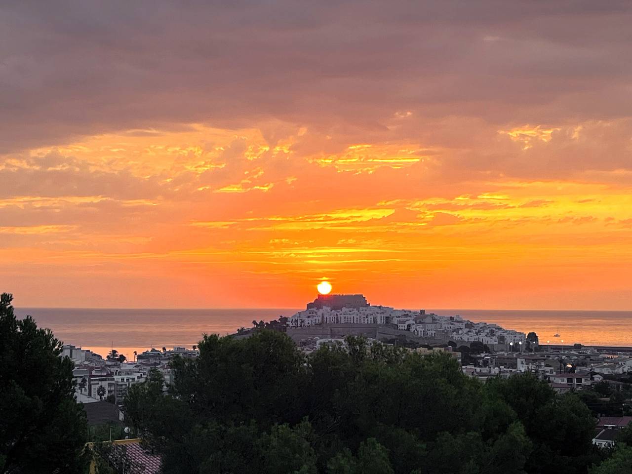 Entire apartment, Cozy apartment with air conditioning and parking in Peñiscola in Peñiscola, Costa del Azahar