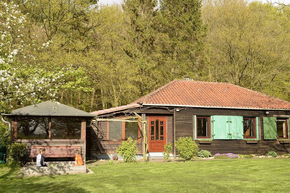 Ferienhaus in idyllischer Alleinlage in Geestland, Cuxland