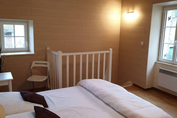 Location de vacances pour 4 personnes à Passenans - 2