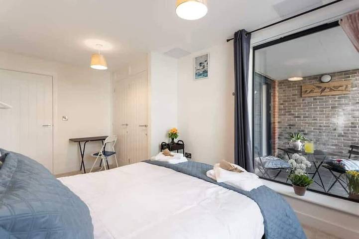 Ganze Wohnung, Host & Stay | Farrier William in Botany Bay, Kent