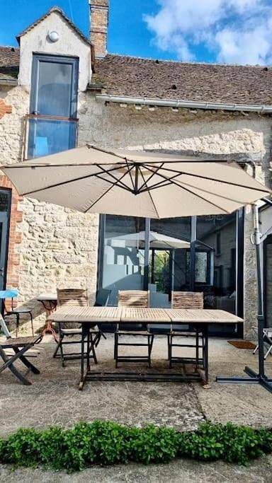 Stylish Country Loft one hour from Paris in Chevrainvilliers, Parc naturel régional du Gâtinais français