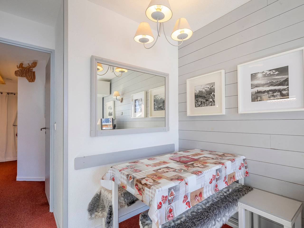 Entire apartment, Cozy 2-room apt for 4, south balcony, Avoriaz in Morzine, Les Portes du Soleil