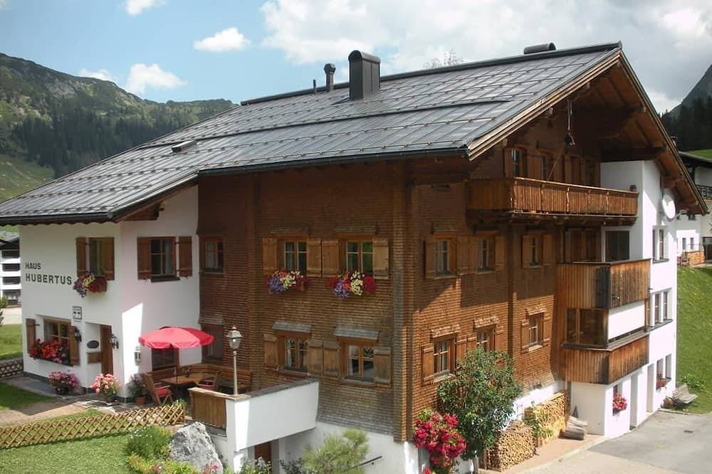 Ganze Wohnung, Appartement 11 - Haus Hubertus in Warth, Bregenzerwald