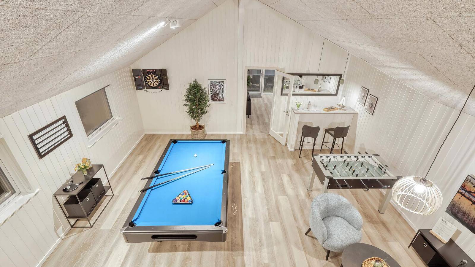 761 - Poolhaus für 16 Gäste am Trams am See in Deutschland in Jesendorf, Nordwestmecklenburg (Wismar und Umgebung)