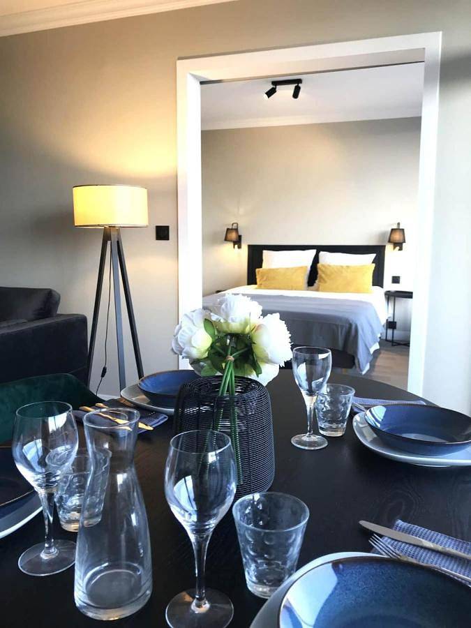 Gîte pour 2 personnes, avec vue et balcon dans Paris Rue Sextius Michel