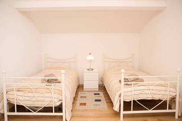 Gîte pour 4 Personnes dans Ambres, Région de Castres, Photo 2