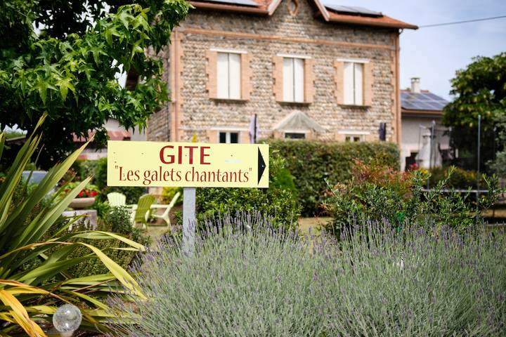 Gîte pour 5 personnes, avec Jardin