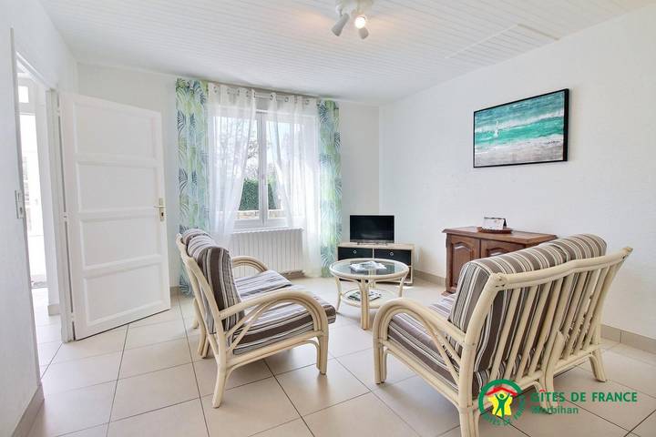 Gîte pour 6 personnes, avec jardin à Ploemel - 3