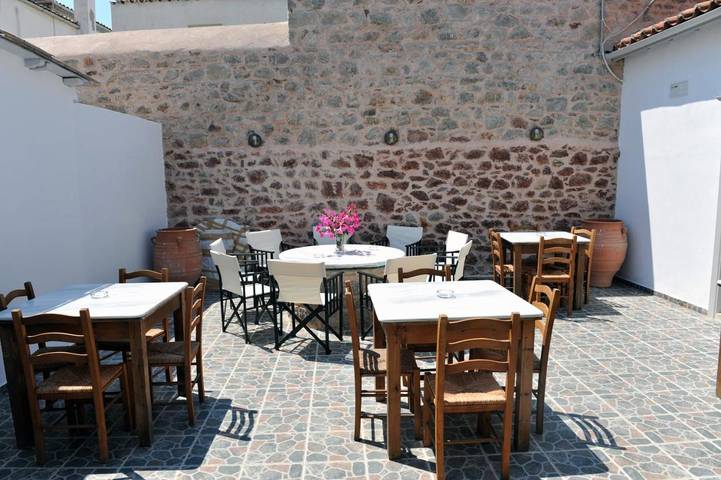 Maison d’hôte pour 2 personnes, avec terrasse et jardin à Hydra - 4