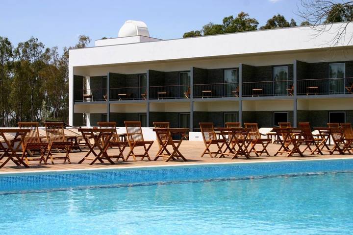 Hôtel pour 3 personnes, avec Balcon et Terrasse ainsi que Jardin et Bassin pour enfant dans Corte do Pinto - 3