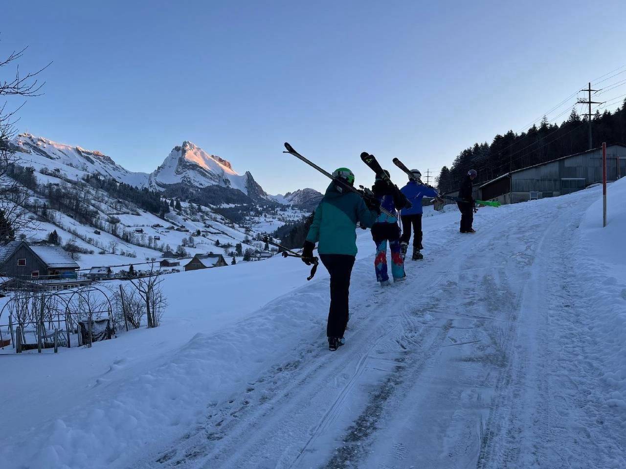 Geheel appartement, Terrasse & Pistenähe in Alt St. Johann, Wildhaus-Alt St. Johann