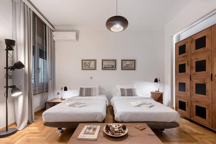 Entire apartment, A Minimal Haven Between The Acropolis And Syntagma in Central Section of Athens, Athens