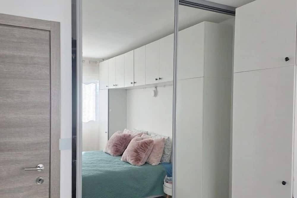 Entire apartment, F4 77 mp2 new home automation near station & bus Luxembourg in Thionville, Moselle