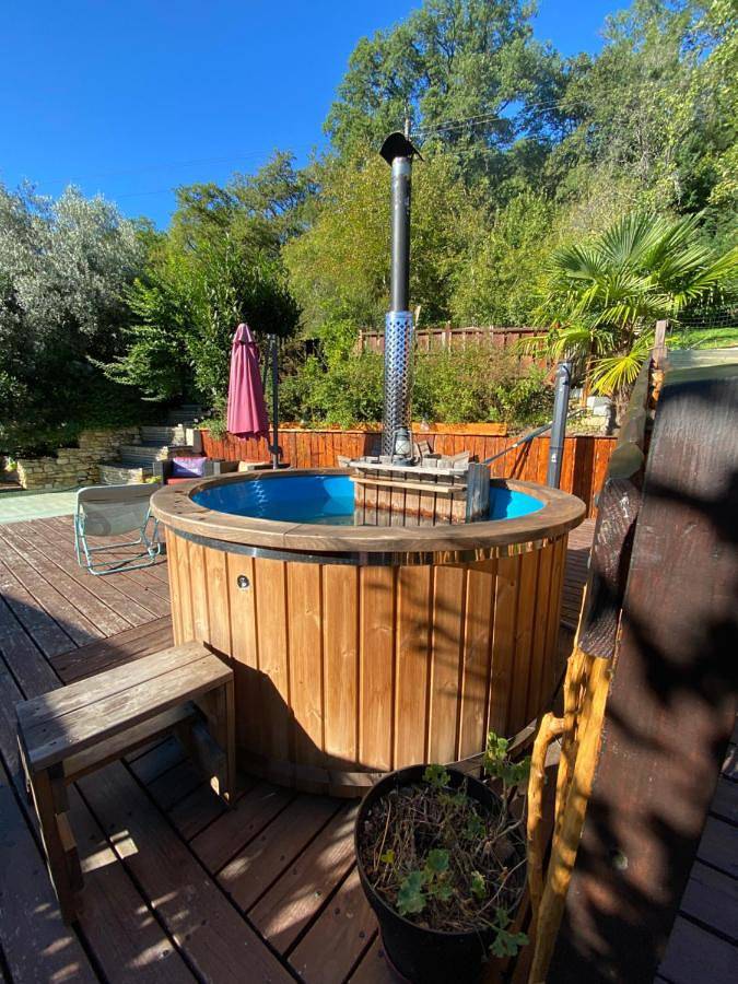 Gîte pour 4 personnes, avec terrasse et piscine à Sainte-Croix-Volvestre - 2