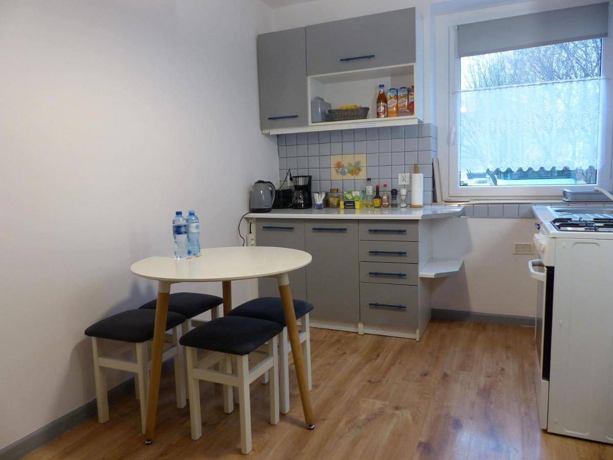 Cały apartament, Apartment with Shower in Bytom, Śląsk
